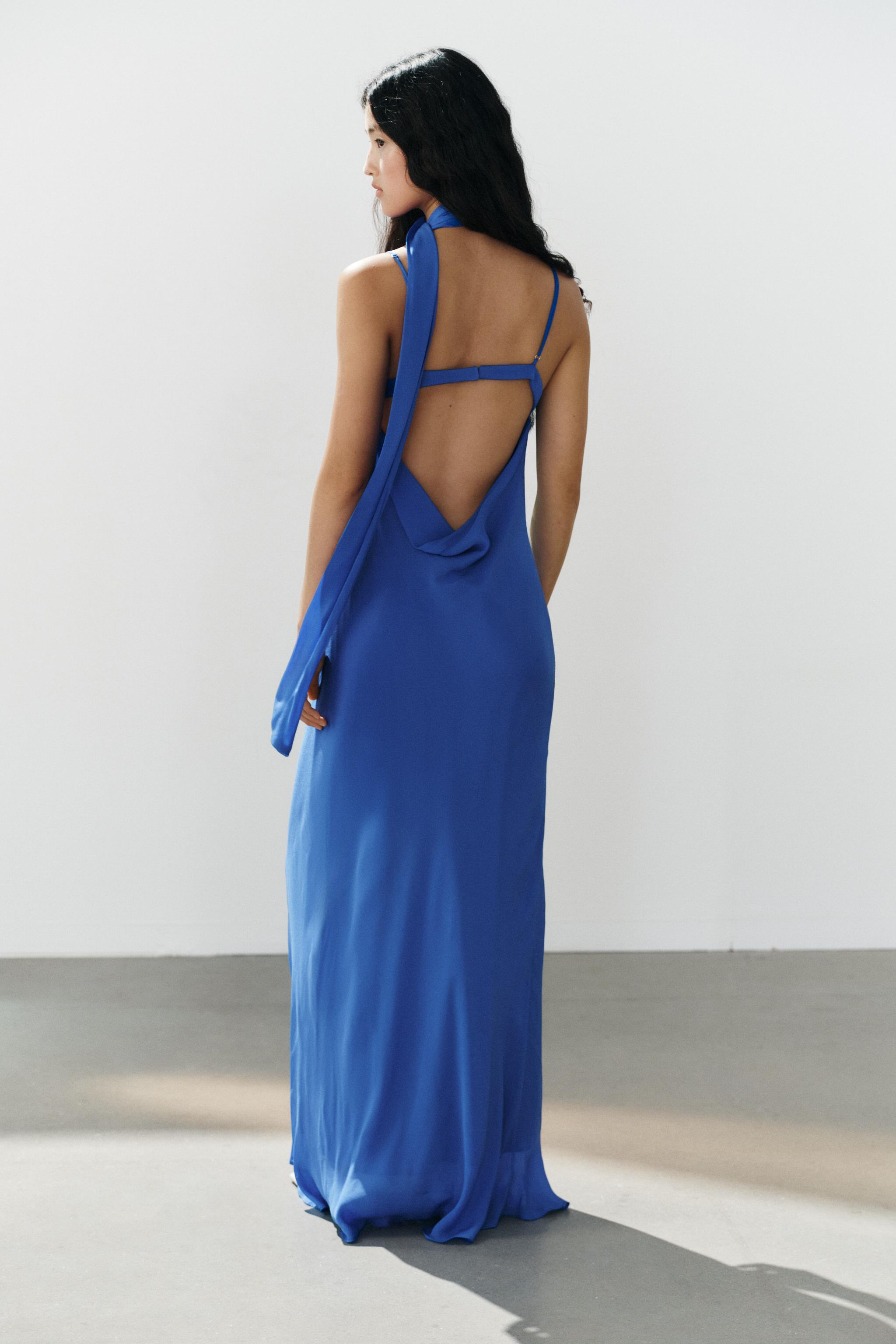 ROBE LONGUE EN CRÊPE DE SOIE À BRETELLES FOULARD